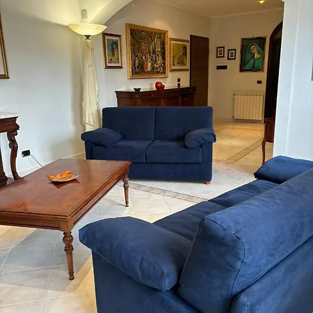 Apartment Pm 1 Via Sanzio